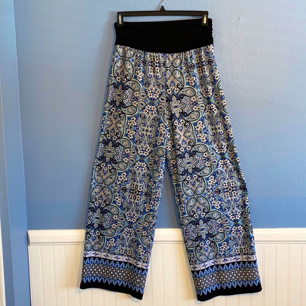 Printed blue pants with black waist, Size L